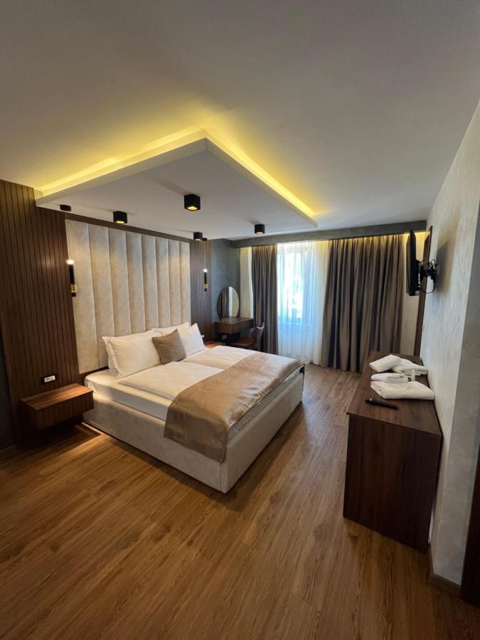 Hotel Palace San Valentino אומאג מראה חיצוני תמונה