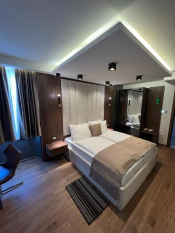 Hotel Palace San Valentino אומאג מראה חיצוני תמונה